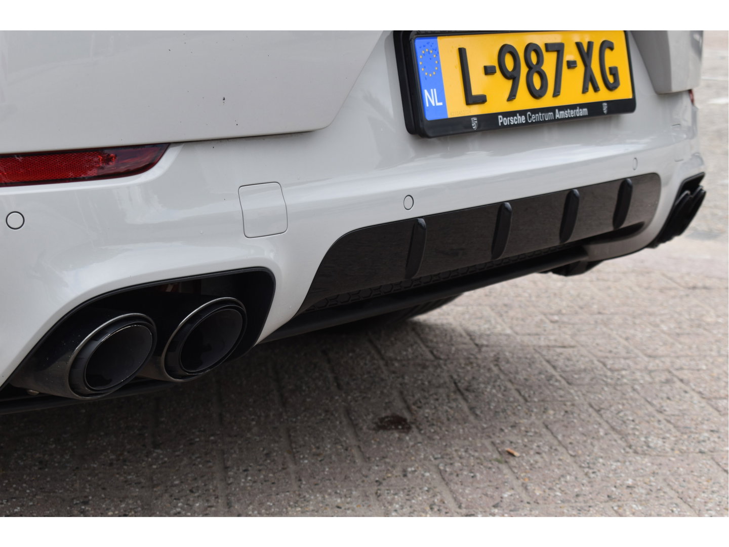 Porsche Cayenne Coupé 3.0 E-Hybrid 462 pk Chrono | NL-Auto | Luchtvering | Pano |Standkachel | 360 gr.camera | Full LED | Netjes