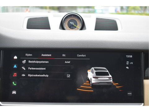 Porsche Cayenne Coupé 3.0 E-Hybrid 462 pk Chrono | NL-Auto | Luchtvering | Pano |Standkachel | 360 gr.camera | Full LED | Netjes