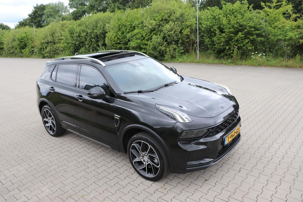 Lynk & Co 01