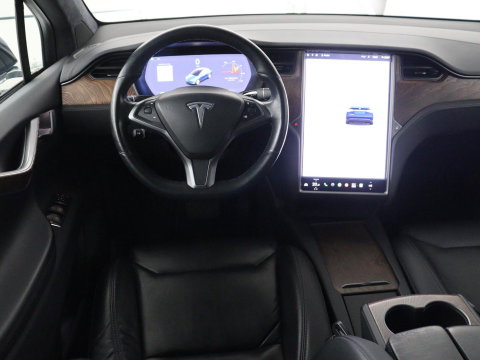 Tesla Model X Long Range | SOH 86% | Panoramadak | Trekhaak | 360 Camera | Stoel & Stuurverwarming | Adaptive cruise | Navigatie | DAB+ | Bluetooth | Climate control | Self-driving | Sfeerverlichting