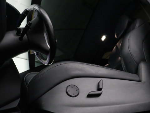 Tesla Model X Long Range | SOH 86% | Panoramadak | Trekhaak | 360 Camera | Stoel & Stuurverwarming | Adaptive cruise | Navigatie | DAB+ | Bluetooth | Climate control | Self-driving | Sfeerverlichting