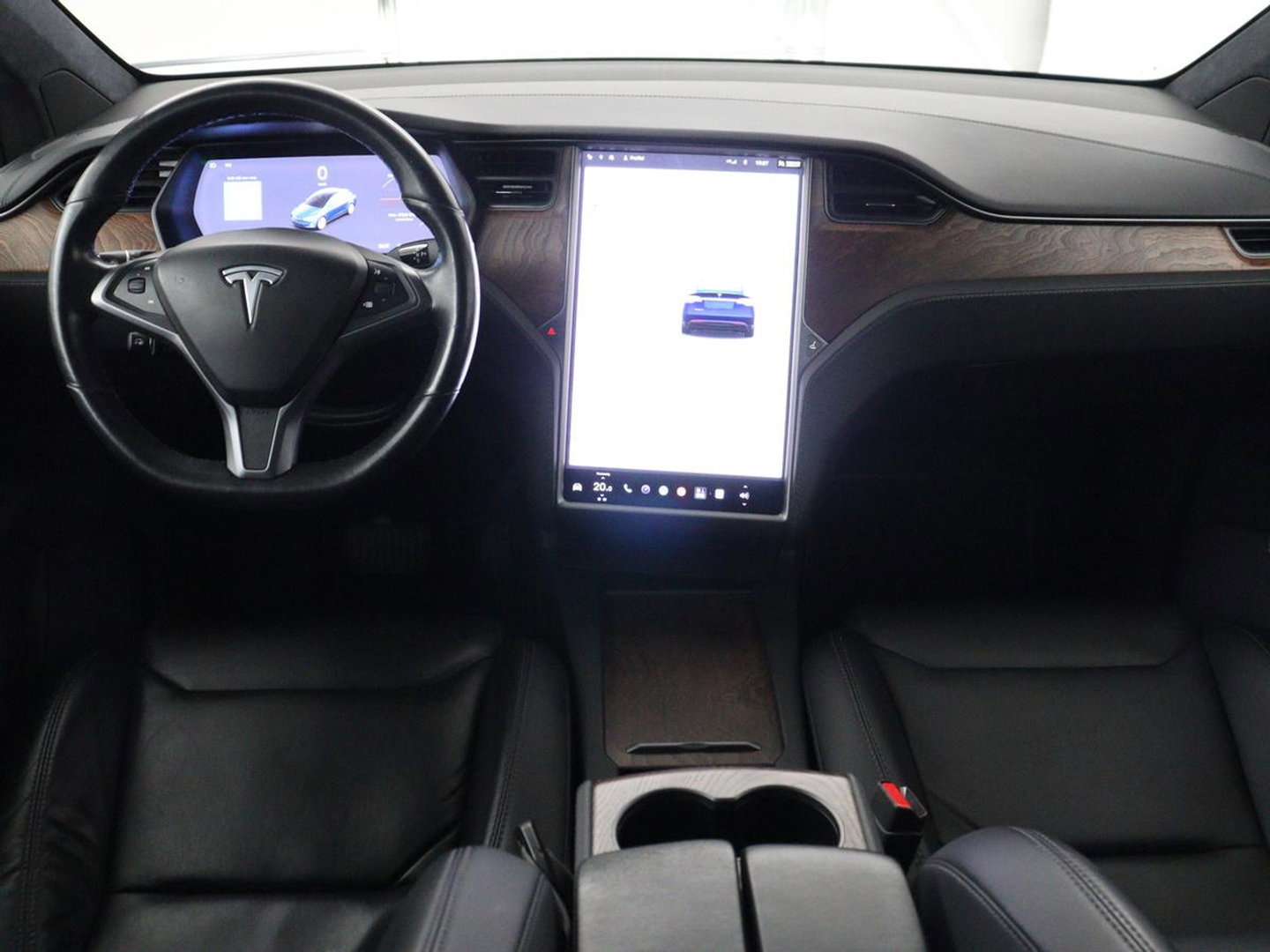 Tesla Model X Long Range | SOH 86% | Panoramadak | Trekhaak | 360 Camera | Stoel & Stuurverwarming | Adaptive cruise | Navigatie | DAB+ | Bluetooth | Climate control | Self-driving | Sfeerverlichting