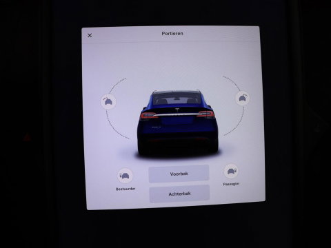 Tesla Model X Long Range | SOH 86% | Panoramadak | Trekhaak | 360 Camera | Stoel & Stuurverwarming | Adaptive cruise | Navigatie | DAB+ | Bluetooth | Climate control | Self-driving | Sfeerverlichting