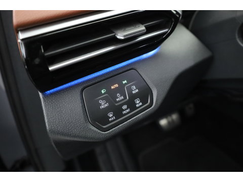 Volkswagen ID.4 Pro Performance Business 77 kWh | Warmtepomp | SOH 92.1% | Dig. Cockpit | Adapt. Cruise | Trekhaak | Keyless | Camera | Apple CarPlay | Stoelverw. |