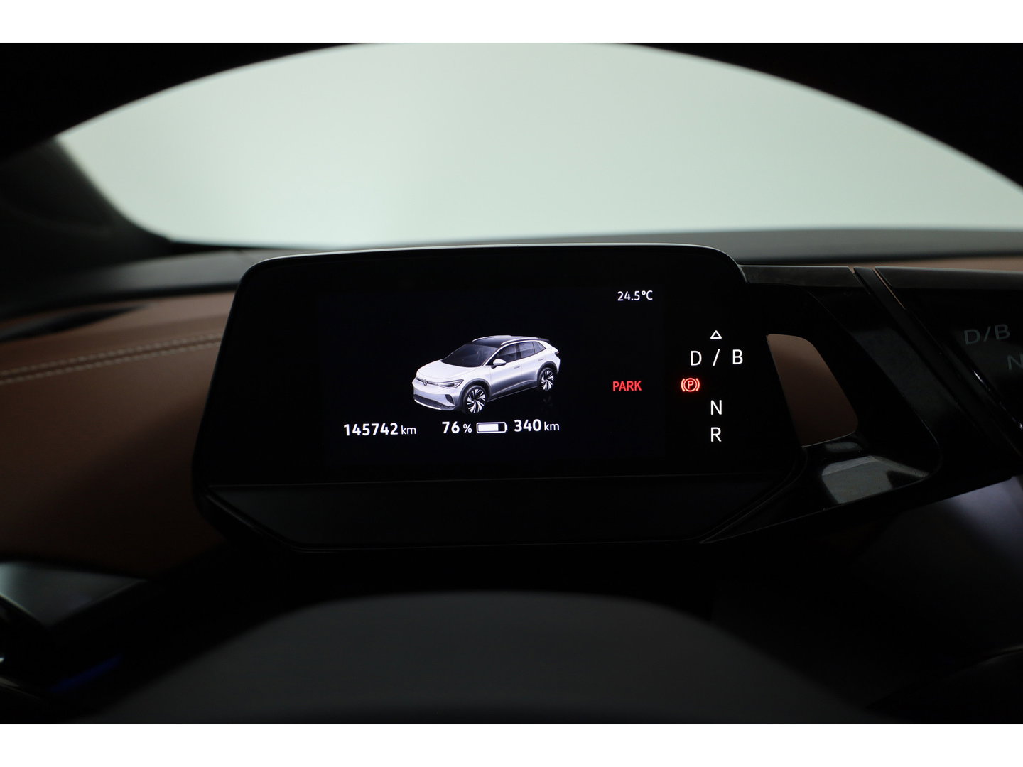 Volkswagen ID.4 Pro Performance Business 77 kWh | Warmtepomp | SOH 92.1% | Dig. Cockpit | Adapt. Cruise | Trekhaak | Keyless | Camera | Apple CarPlay | Stoelverw. |