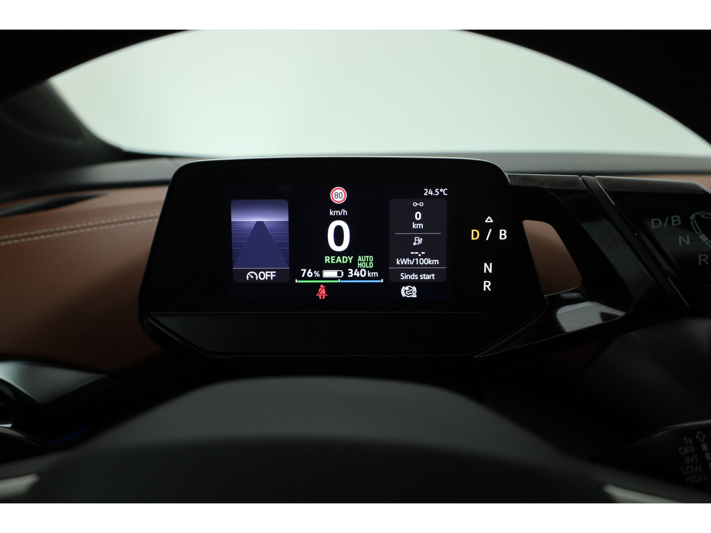Volkswagen ID.4 Pro Performance Business 77 kWh | Warmtepomp | SOH 92.1% | Dig. Cockpit | Adapt. Cruise | Trekhaak | Keyless | Camera | Apple CarPlay | Stoelverw. |