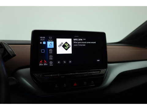 Volkswagen ID.4 Pro Performance Business 77 kWh | Warmtepomp | SOH 92.1% | Dig. Cockpit | Adapt. Cruise | Trekhaak | Keyless | Camera | Apple CarPlay | Stoelverw. |