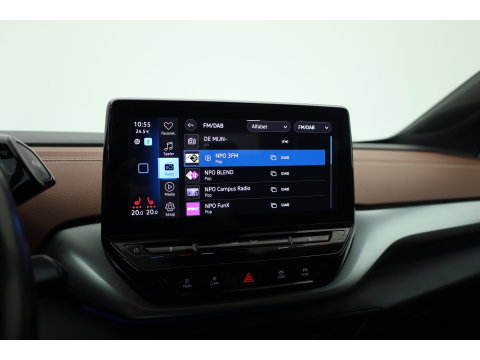 Volkswagen ID.4 Pro Performance Business 77 kWh | Warmtepomp | SOH 92.1% | Dig. Cockpit | Adapt. Cruise | Trekhaak | Keyless | Camera | Apple CarPlay | Stoelverw. |