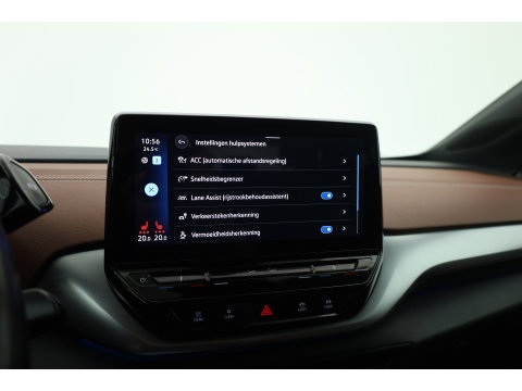 Volkswagen ID.4 Pro Performance Business 77 kWh | Warmtepomp | SOH 92.1% | Dig. Cockpit | Adapt. Cruise | Trekhaak | Keyless | Camera | Apple CarPlay | Stoelverw. |
