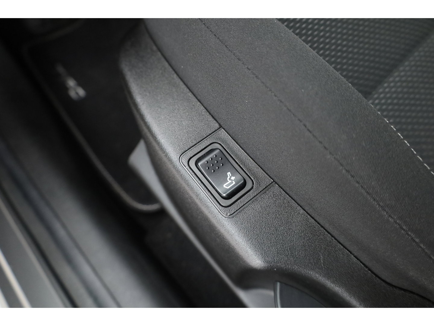 Fiat Tipo Stationwagon 1.0 Life | Cruise Contr. | Trekhaak | Camera | Keyless | DAB | LED |