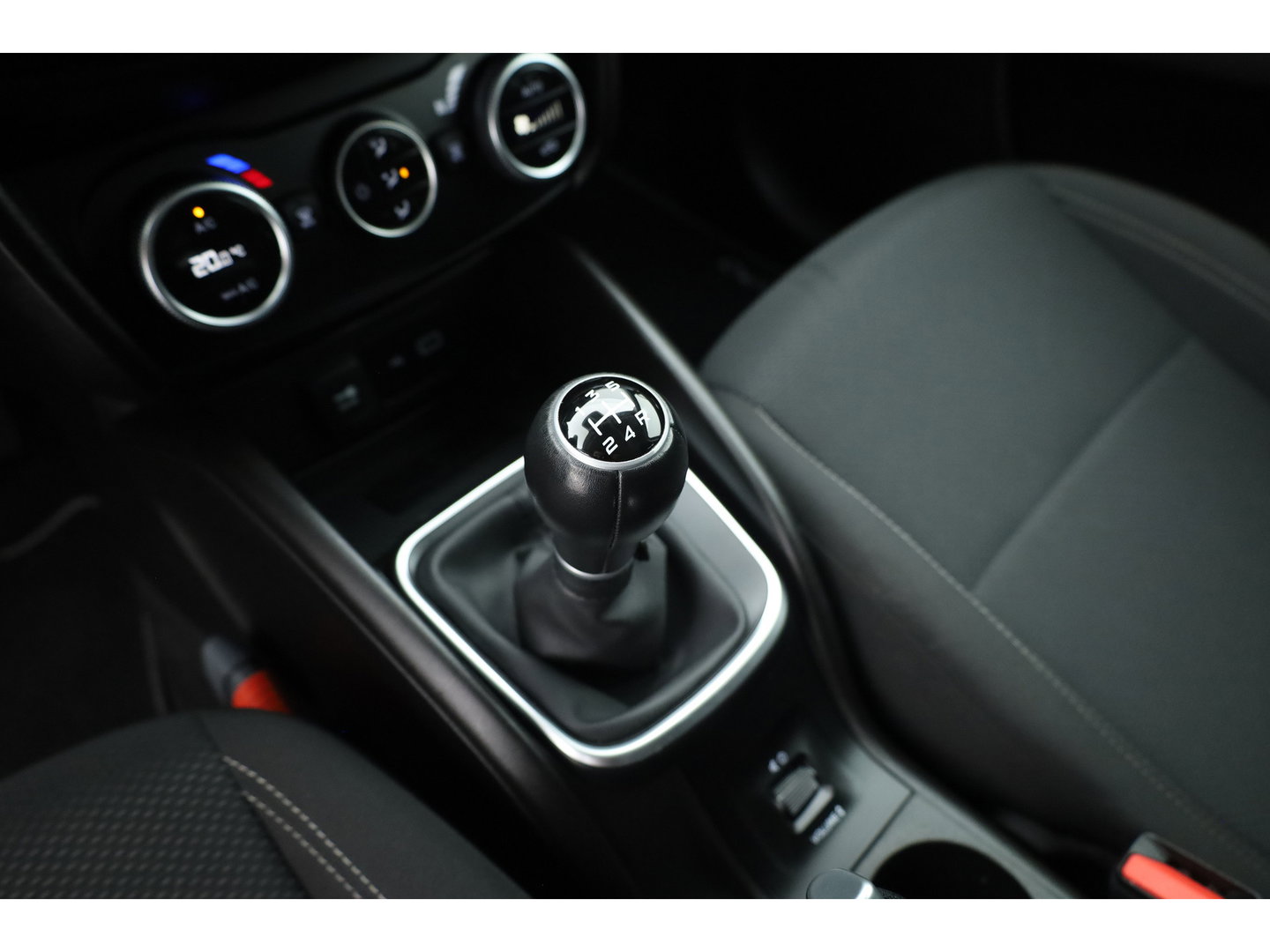Fiat Tipo Stationwagon 1.0 Life | Cruise Contr. | Trekhaak | Camera | Keyless | DAB | LED |