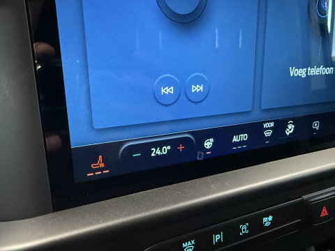 Ford E-Transit Cust. 320 L1H1 Trend 71 kWh Full-led 3-Persoons CruiseControl