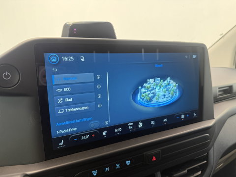Ford E-Transit Cust. 320 L1H1 Trend 71 kWh Full-led 3-Persoons CruiseControl
