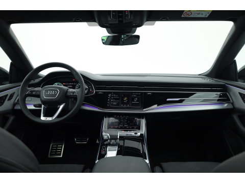Audi Q8 60 TFSI e quattro Pro Line S Competition | Luchtvering | Pano | Matrix Led | AWD-besturing | Soft  Close | 22'' RS | 360cam | B&O | Adapt. Cruise | Memory
