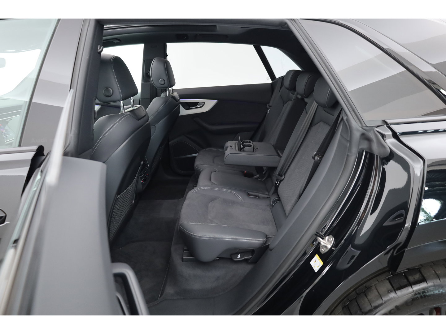 Audi Q8 60 TFSI e quattro Pro Line S Competition | Luchtvering | Pano | Matrix Led | AWD-besturing | Soft  Close | 22'' RS | 360cam | B&O | Adapt. Cruise | Memory