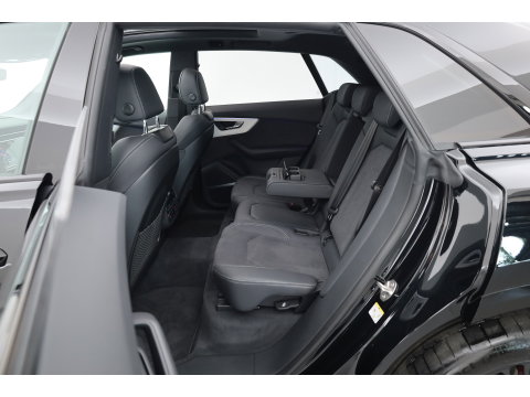 Audi Q8 60 TFSI e quattro Pro Line S Competition | Luchtvering | Pano | Matrix Led | AWD-besturing | Soft  Close | 22'' RS | 360cam | B&O | Adapt. Cruise | Memory