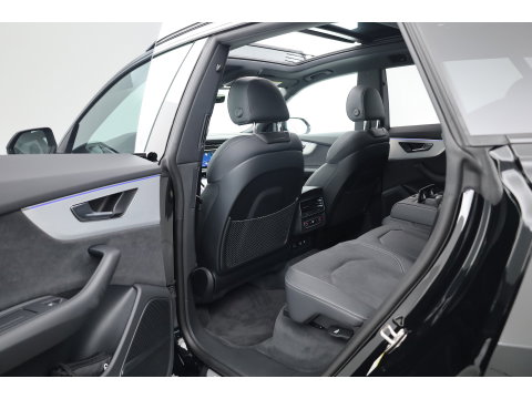 Audi Q8 60 TFSI e quattro Pro Line S Competition | Luchtvering | Pano | Matrix Led | AWD-besturing | Soft  Close | 22'' RS | 360cam | B&O | Adapt. Cruise | Memory