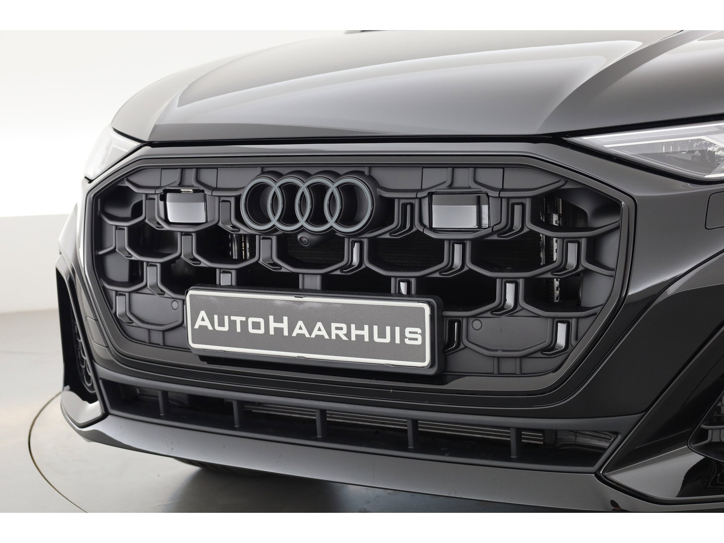 Audi Q8 60 TFSI e quattro Pro Line S Competition | Luchtvering | Pano | Matrix Led | AWD-besturing | Soft Close | 22'' RS | 360cam | B&O | Adapt. Cruise | Memory