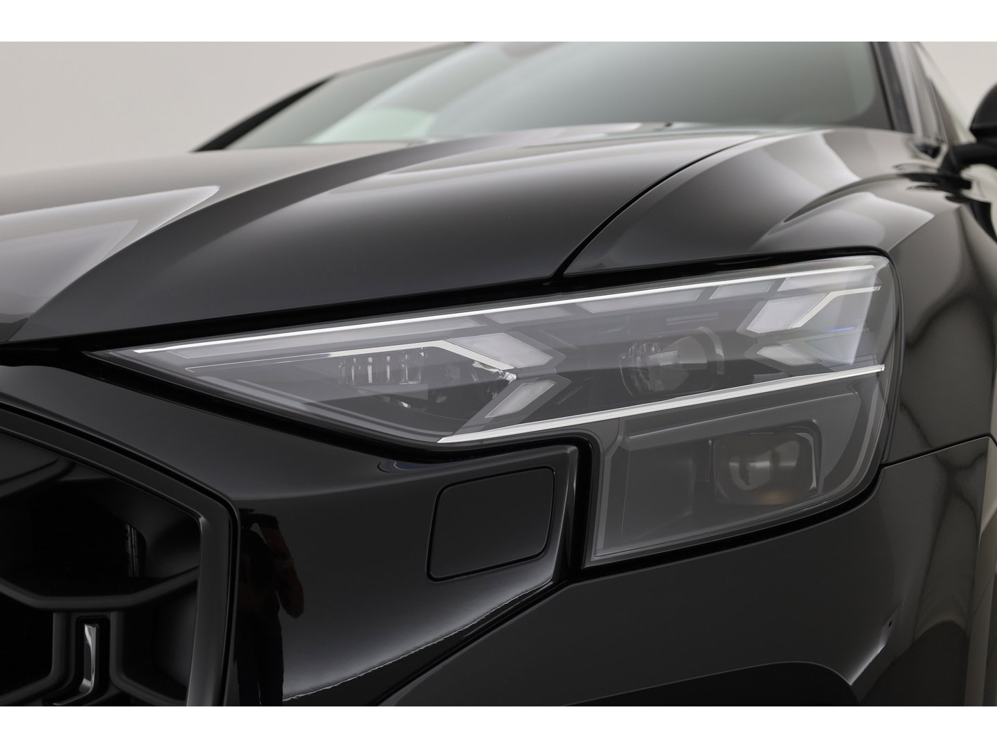 Audi Q8 60 TFSI e quattro Pro Line S Competition | Luchtvering | Pano | Matrix Led | AWD-besturing | Soft  Close | 22'' RS | 360cam | B&O | Adapt. Cruise | Memory