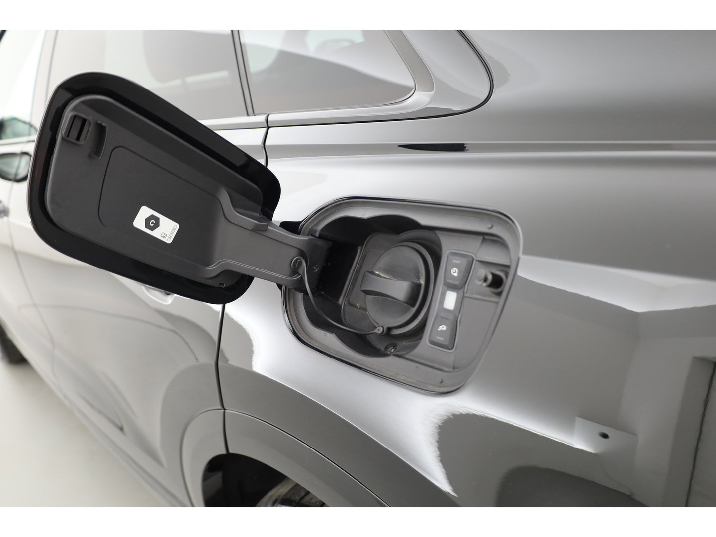Audi Q8 60 TFSI e quattro Pro Line S Competition | Luchtvering | Pano | Matrix Led | AWD-besturing | Soft Close | 22'' RS | 360cam | B&O | Adapt. Cruise | Memory