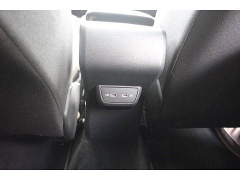 Volkswagen Taigo 1.5 TSI R-Line Business PANO KEYLESS CAM
