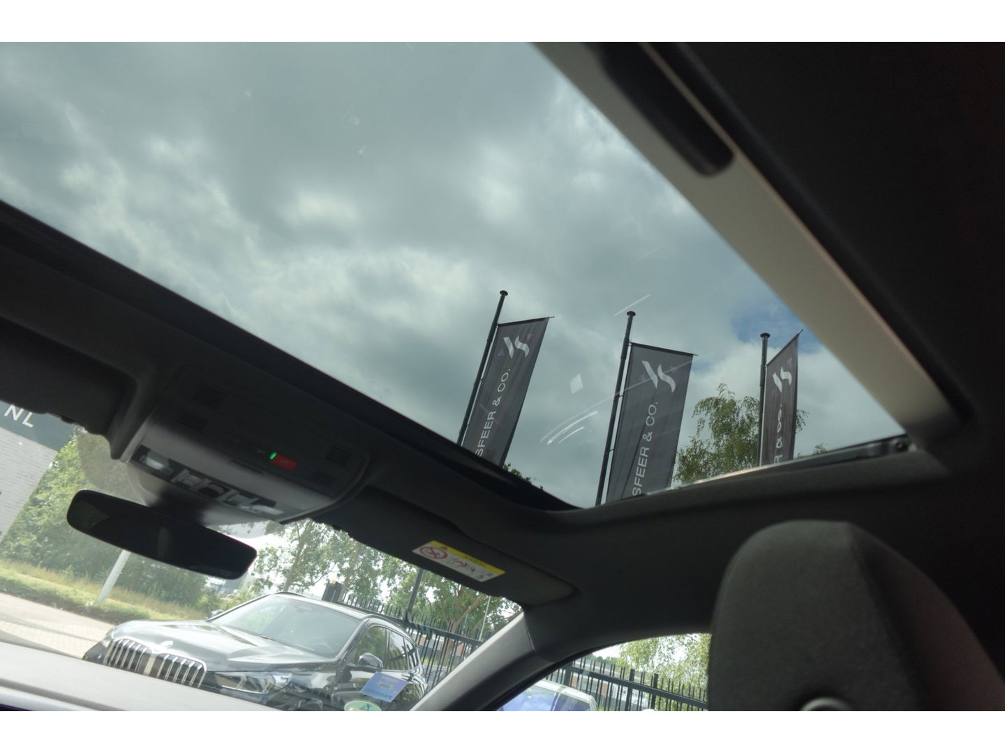 Volkswagen Taigo 1.5 TSI R-Line Business PANO KEYLESS CAM