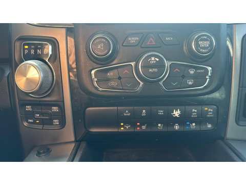 Dodge Ram 1500 5.7 V8 4x4 Crew Cab 5'7 Bedcover goed onderhouden!