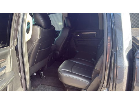Dodge Ram 1500 5.7 V8 4x4 Crew Cab 5'7 Bedcover goed onderhouden!