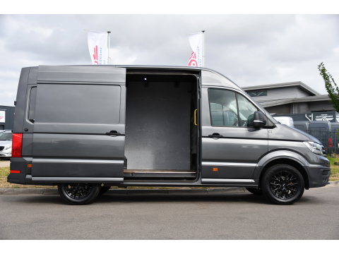 Volkswagen Crafter 35 2.0 TDI L3H3 PB Edition Camera, Adaptieve Cruise, Carplay, LED, Clima, 177pk, Automaat, Voorruit verwarming, Massage stoel, Uniek!
