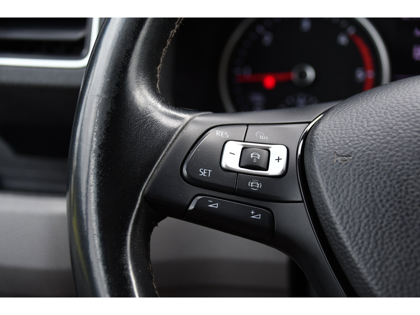 Volkswagen Crafter 35 2.0 TDI L3H3 PB Edition Camera, Adaptieve Cruise, Carplay, LED, Clima, 177pk, Automaat, Voorruit verwarming, Massage stoel, Uniek!