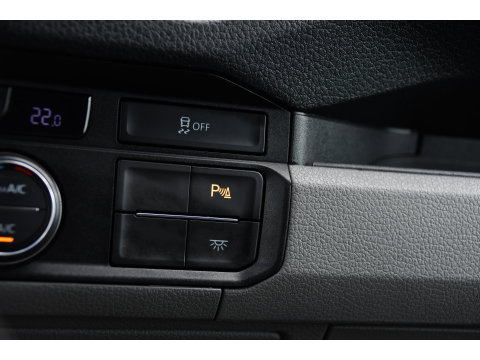 Volkswagen Crafter 35 2.0 TDI L3H3 PB Edition Camera, Adaptieve Cruise, Carplay, LED, Clima, 177pk, Automaat, Voorruit verwarming, Massage stoel, Uniek!