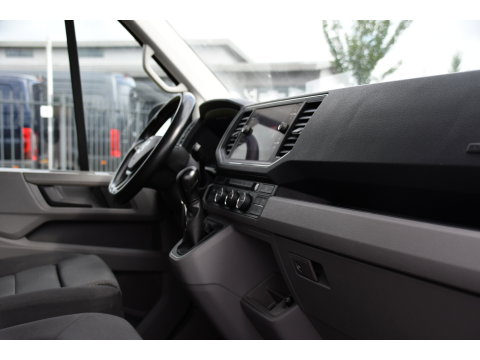 Volkswagen Crafter 35 2.0 TDI L3H3 PB Edition Camera, Adaptieve Cruise, Carplay, LED, Clima, 177pk, Automaat, Voorruit verwarming, Massage stoel, Uniek!
