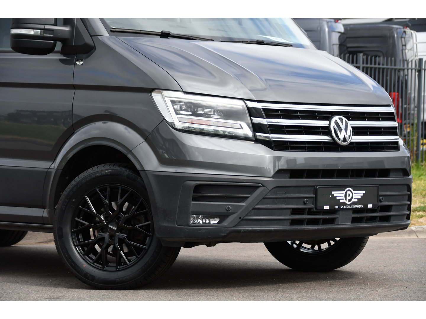 Volkswagen Crafter 35 2.0 TDI L3H3 PB Edition Camera, Adaptieve Cruise, Carplay, LED, Clima, 177pk, Automaat, Voorruit verwarming, Massage stoel, Uniek!