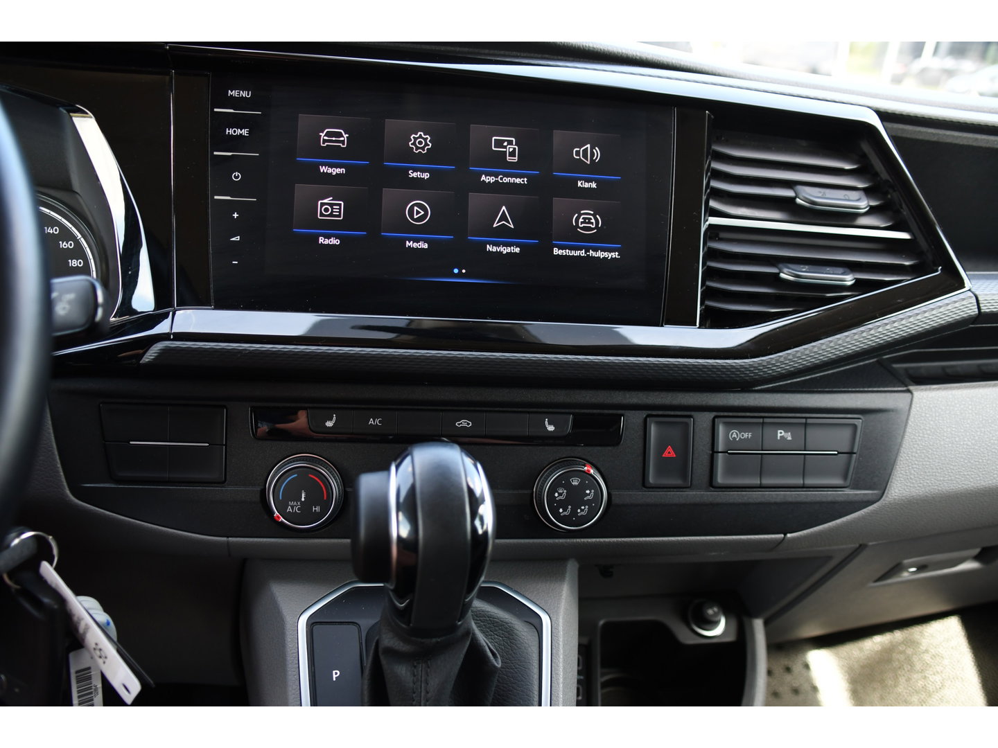Volkswagen Transporter 2.0 TDI L1H1 30 PB Edition MARGE! Adaptieve Cruise, Camera, Carplay, LED, 2 x Schuifdeur, Stoelverwarming, Multimedia, Uniek!
