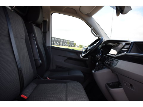 Volkswagen Transporter 2.0 TDI L1H1 30 PB Edition MARGE! Adaptieve Cruise, Camera, Carplay, LED, 2 x Schuifdeur, Stoelverwarming, Multimedia, Uniek!