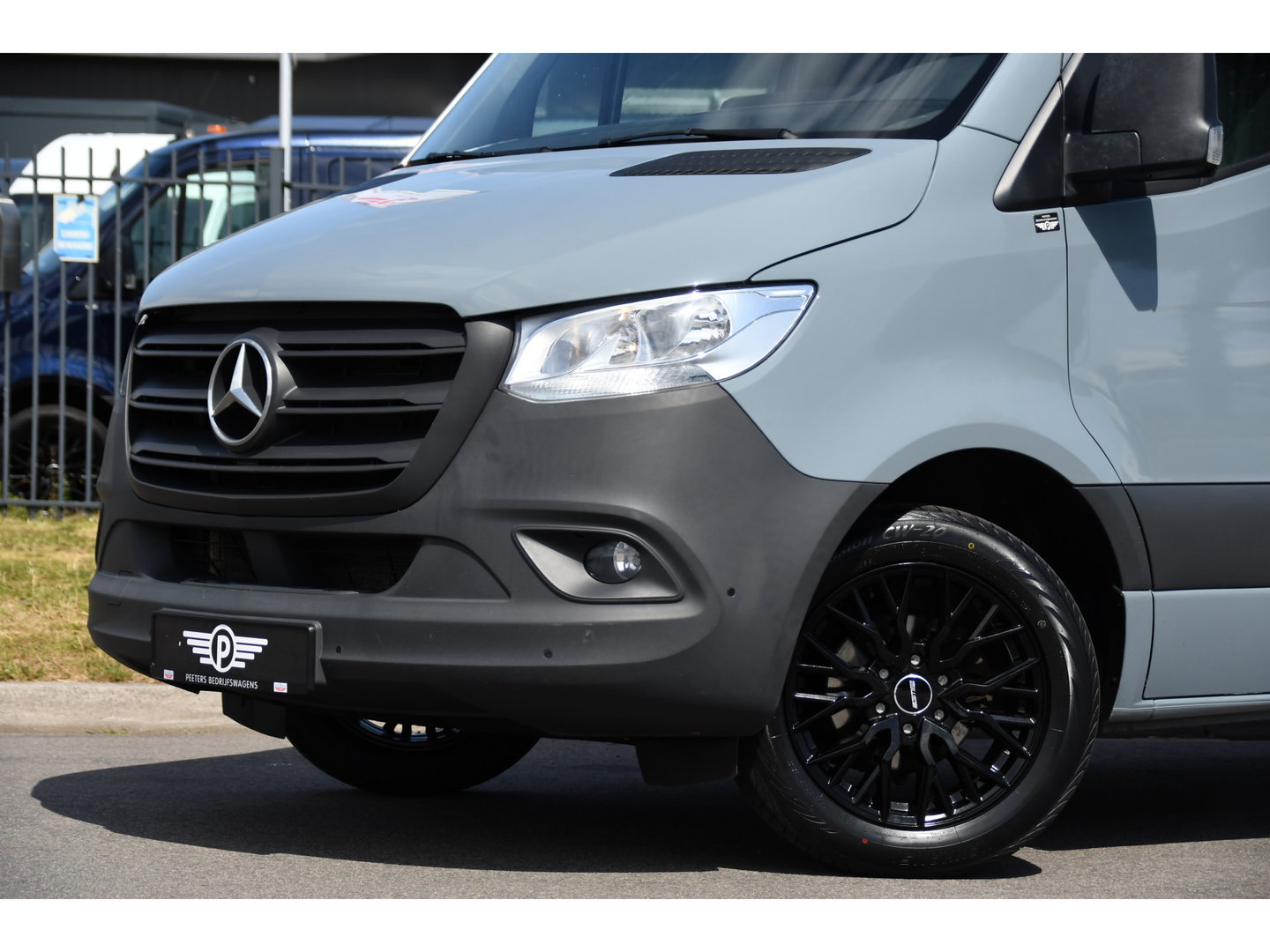 Mercedes-Benz Sprinter 317 1.9 CDI L2H2 RWD PB Edition Camera, Cruise, Carplay, 170pk, Standkachel, Stoelverwarming, Geveerde stoel, Sensoren, Uniek!