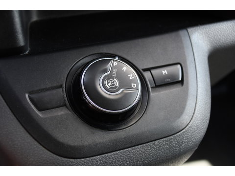 Opel Vivaro 2.0 CDTI L3H1 Black Edition Camera, Cruise, Carplay, Sensoren, 122pk, Automaat, Leder, Trekhaak, Multimedia, Uniek!