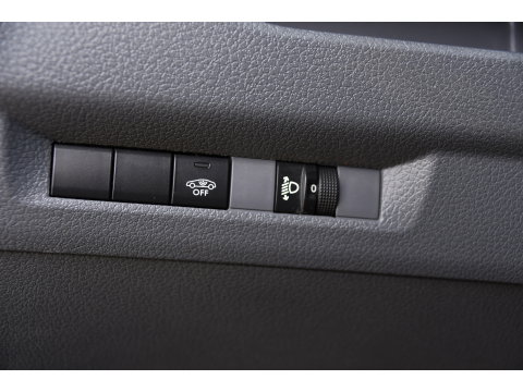 Opel Vivaro 2.0 CDTI L3H1 Black Edition Camera, Cruise, Carplay, Sensoren, 122pk, Automaat, Leder, Trekhaak, Multimedia, Uniek!