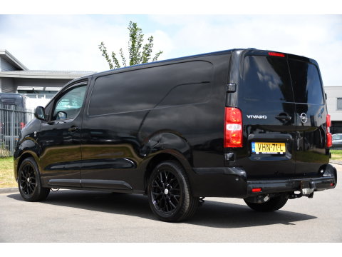 Opel Vivaro 2.0 CDTI L3H1 Black Edition Camera, Cruise, Carplay, Sensoren, 122pk, Automaat, Leder, Trekhaak, Multimedia, Uniek!