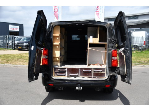 Opel Vivaro 2.0 CDTI L3H1 Black Edition Camera, Cruise, Carplay, Sensoren, 122pk, Automaat, Leder, Trekhaak, Multimedia, Uniek!