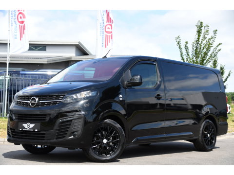 Opel Vivaro 2.0 CDTI L3H1 Black Edition Camera, Cruise, Carplay, Sensoren, 122pk, Automaat, Leder, Trekhaak, Multimedia, Uniek!