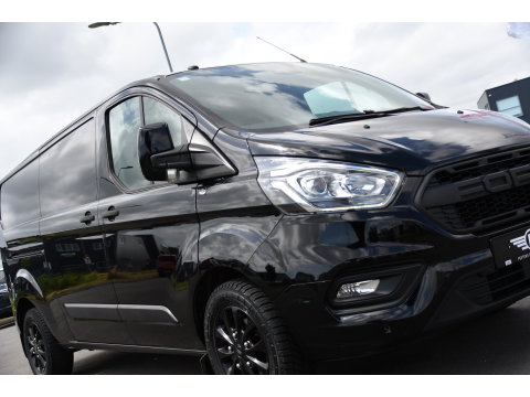 Ford Transit Custom 300 2.0 TDCI L2H1 Black Edition MARGE, Cruise, Carplay, LED, Sensoren, 130pk, Automaat, Multimedia, Sensoren, Uniek!