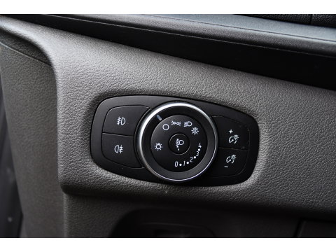 Ford Transit Custom 300 2.0 TDCI L2H1 Black Edition MARGE, Cruise, Carplay, LED, Sensoren, 130pk, Automaat, Multimedia, Sensoren, Uniek!