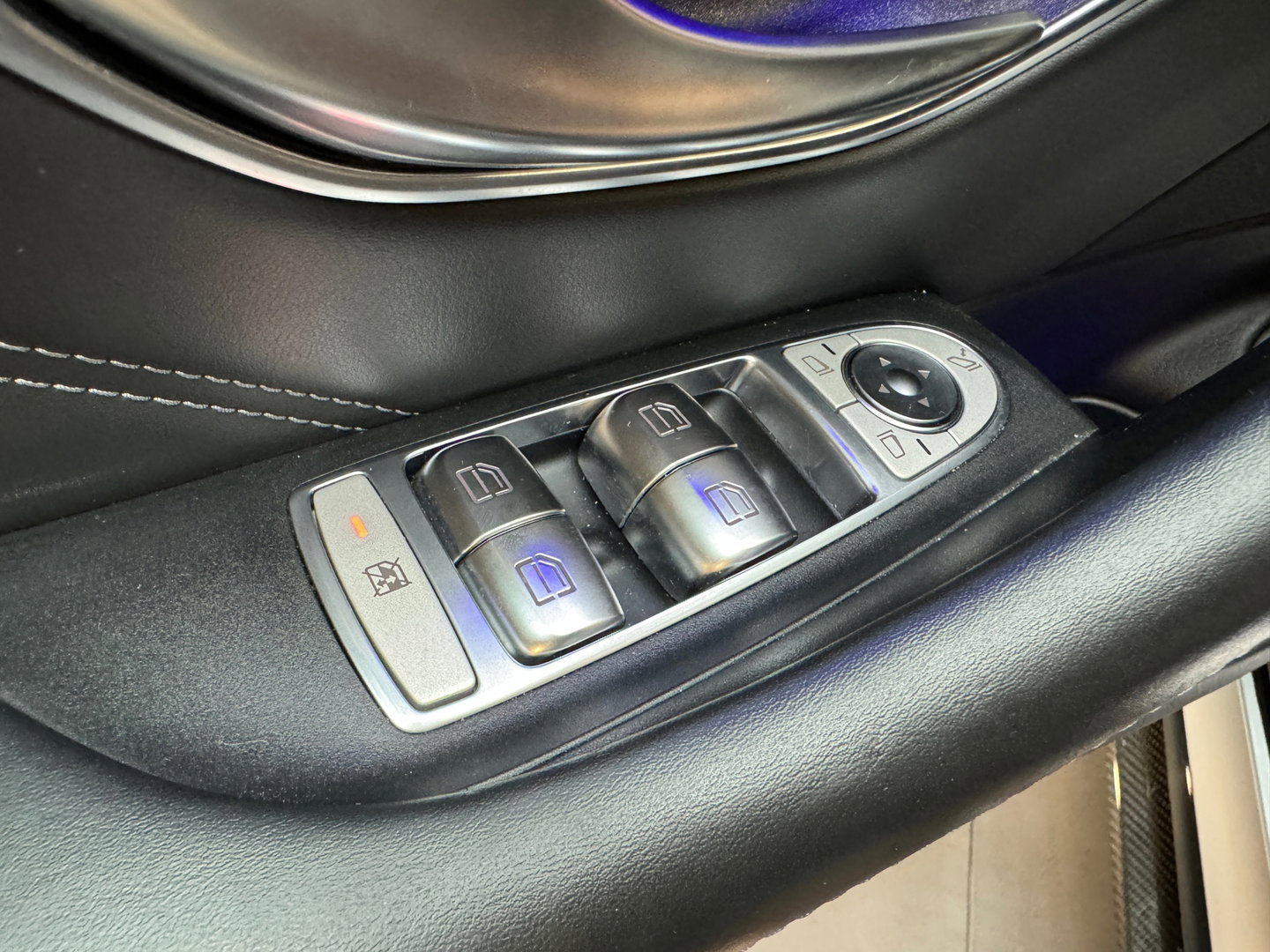 Mercedes-Benz E-Klasse AMG 63 S 4M Premium+ Pano|Ceramic|HuD