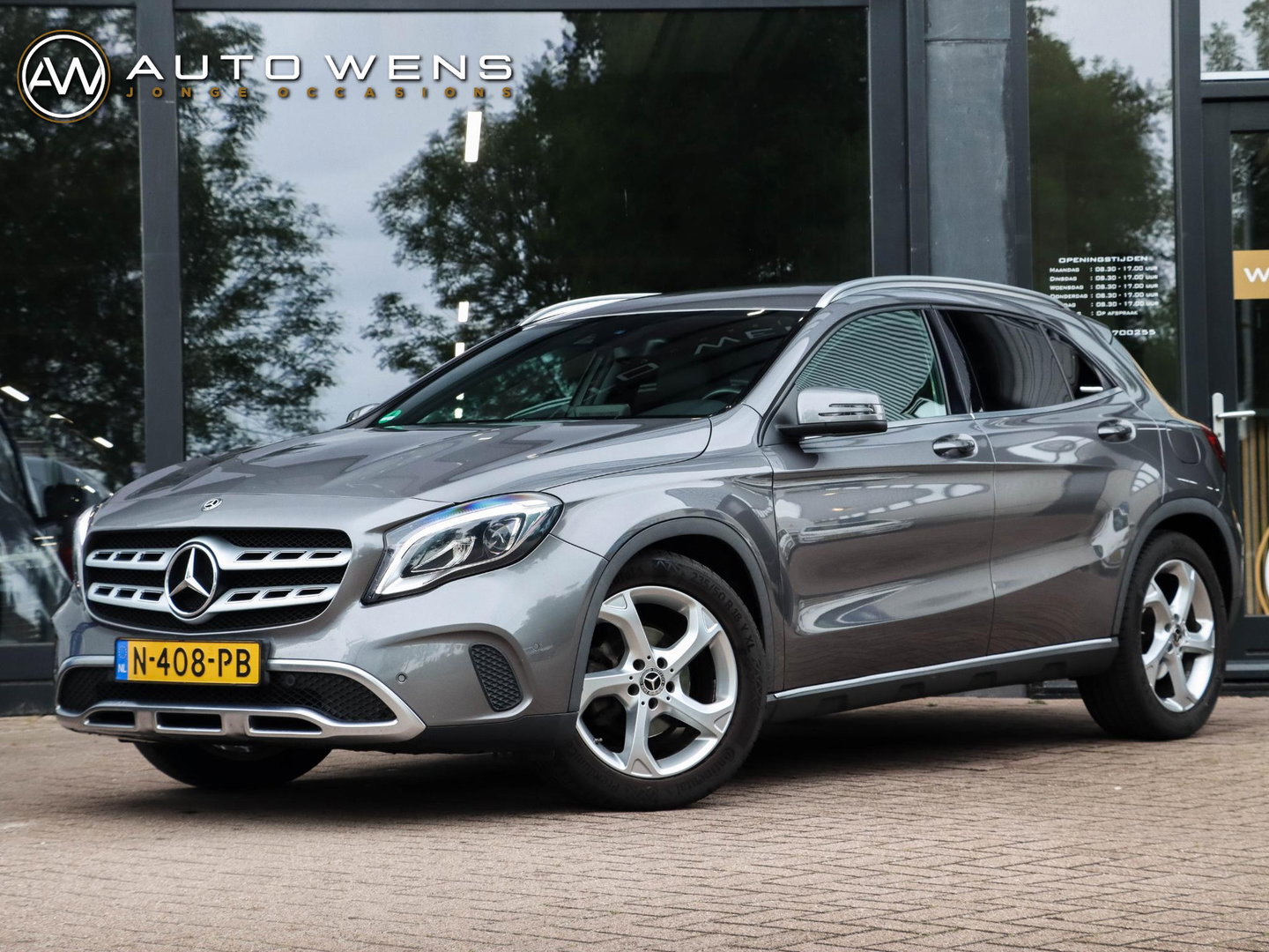 Mercedes-Benz GLA 180 Activity Edition Automaat Leder Trekh Camera