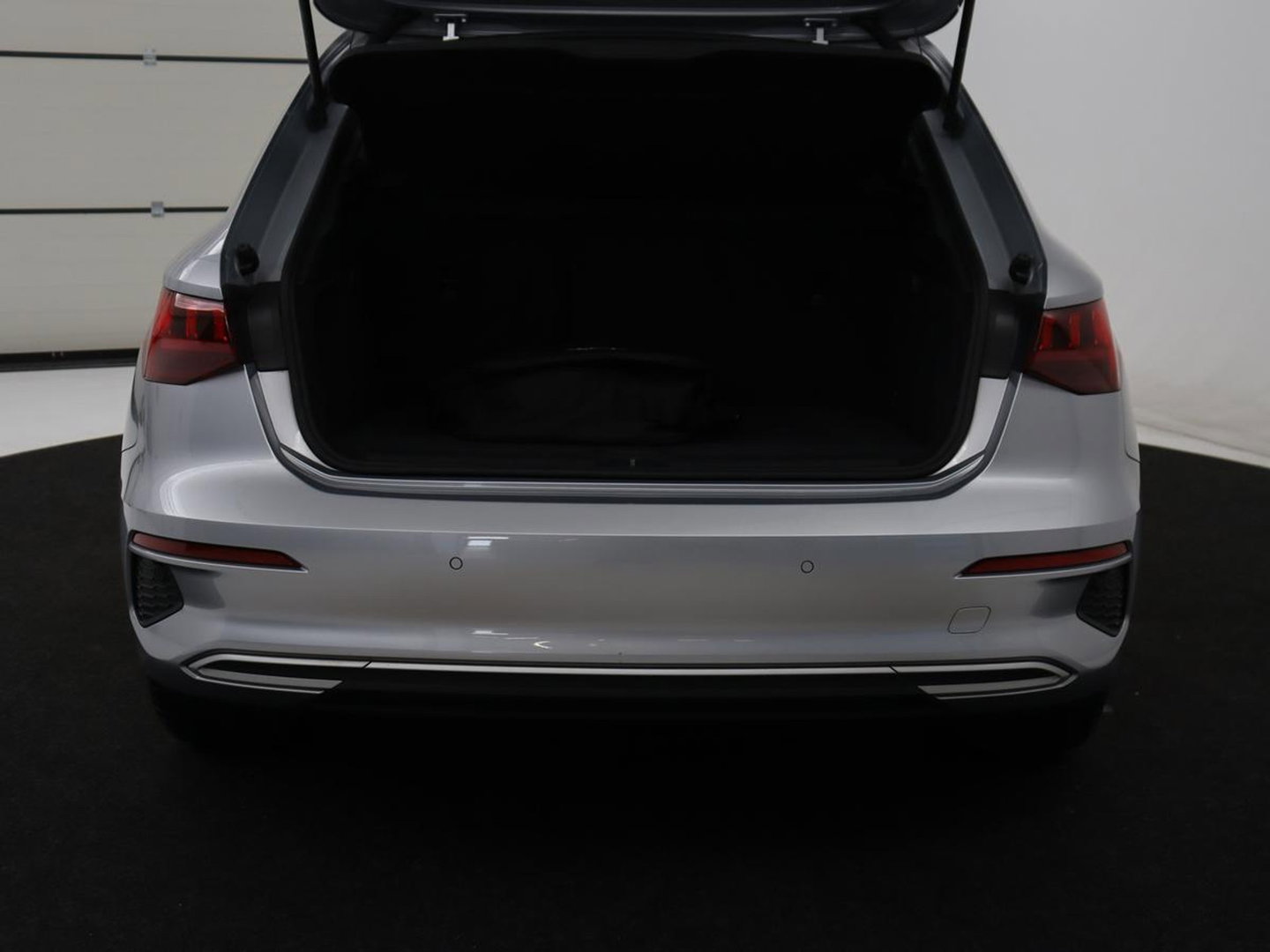 Audi A3 Sportback 40 TFSI e Advanced edition | SOH 96.7% | Adaptive cruise | Carplay | Stoelverwarming | Full LED | Climate control | Virtual | Park assist |