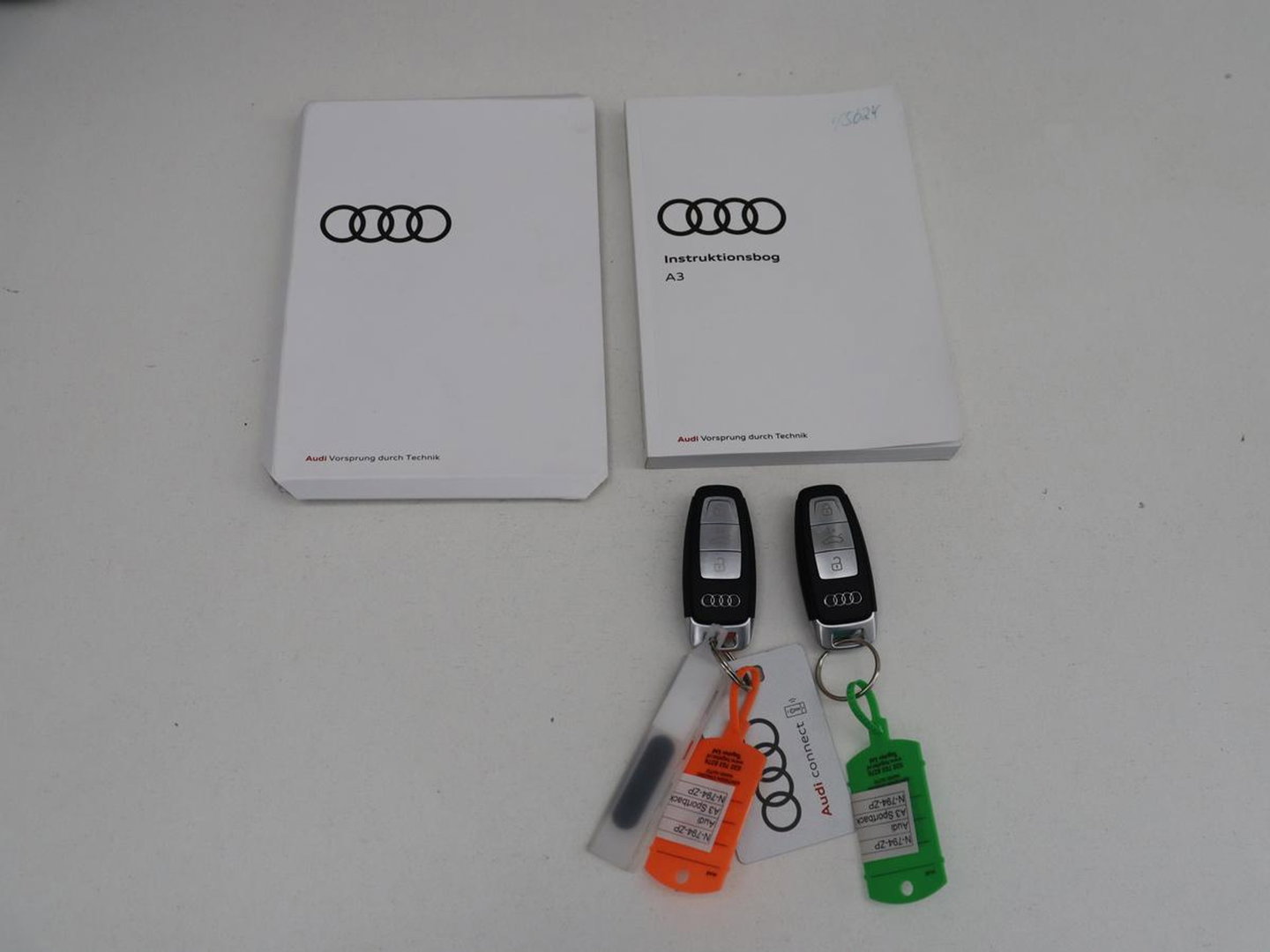 Audi A3 Sportback 40 TFSI e Advanced edition | SOH 96.7% | Adaptive cruise | Carplay | Stoelverwarming | Full LED | Climate control | Virtual | Park assist |