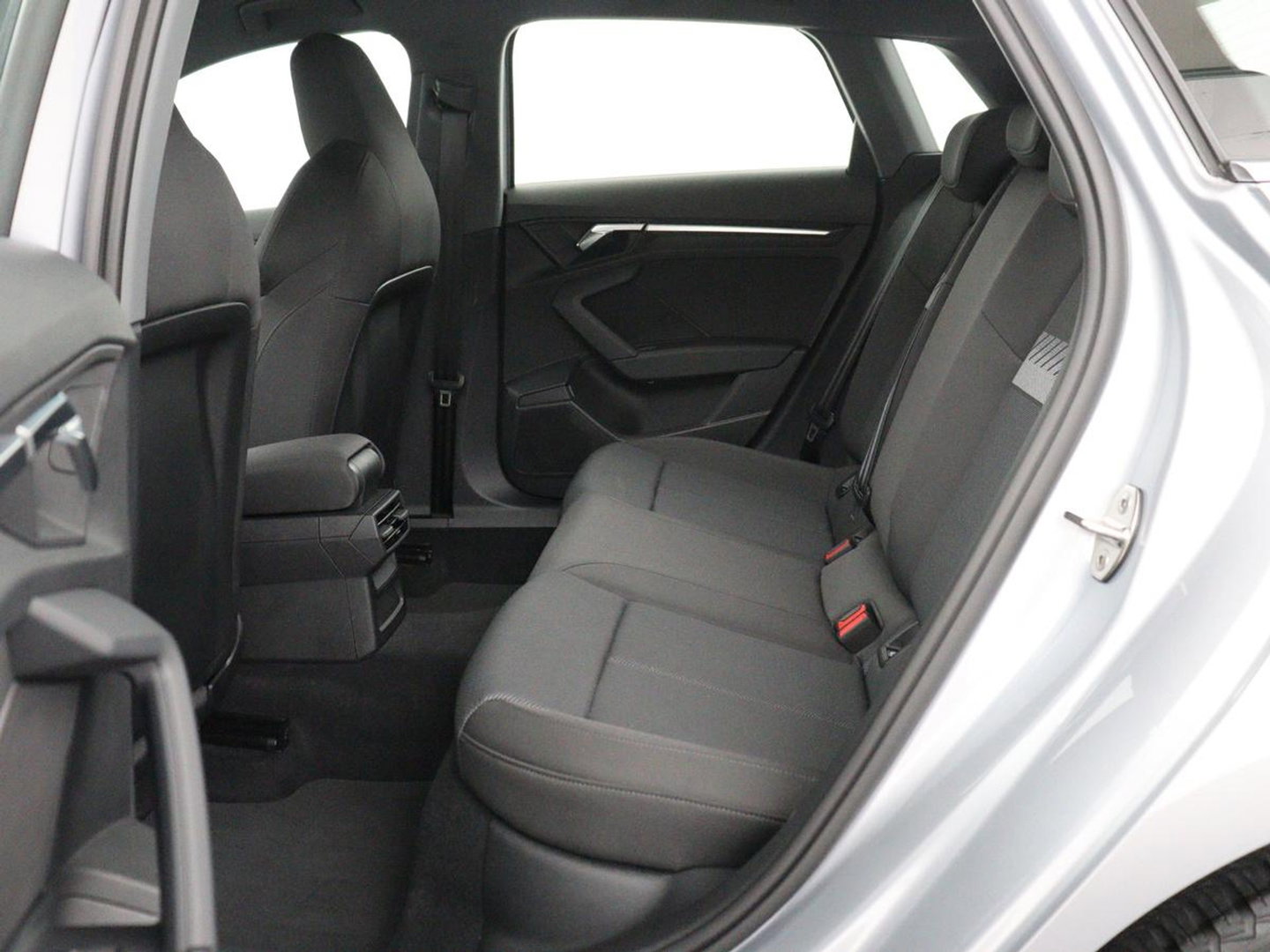 Audi A3 Sportback 40 TFSI e Advanced edition | SOH 96.7% | Adaptive cruise | Carplay | Stoelverwarming | Full LED | Climate control | Virtual | Park assist |