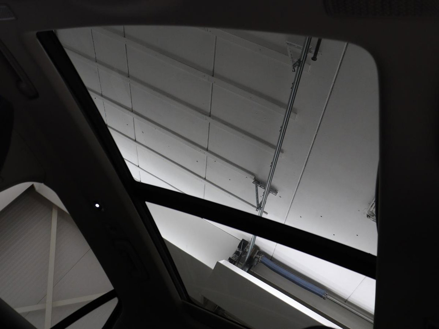 Lynk & Co 01 1.5 | SOH 92.9% | Panoramadak | 360 camera | Memory | Adaptive cruise | Stoelverwarming | Carplay | Climate control | Dodehoek detectie | Infinity sound |