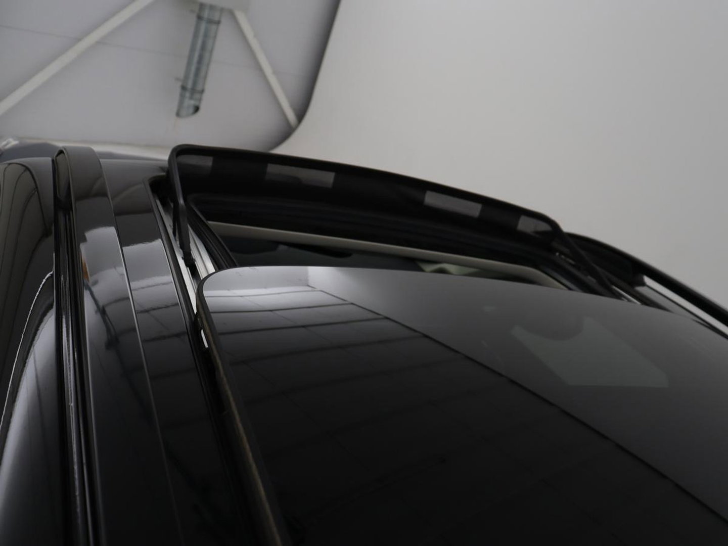 Lynk & Co 01 1.5 | SOH 92.9% | Panoramadak | 360 camera | Memory | Adaptive cruise | Stoelverwarming | Carplay | Climate control | Dodehoek detectie | Infinity sound |